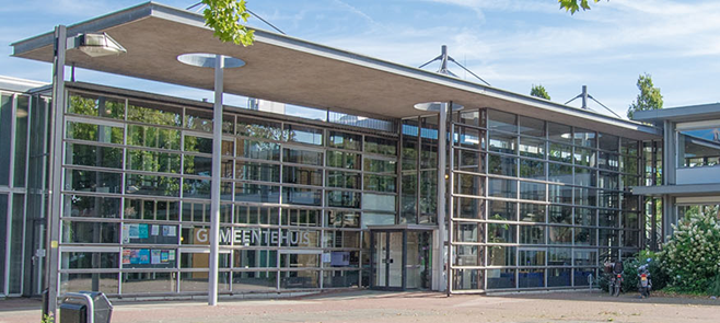 Landsmeer gemeentehuis